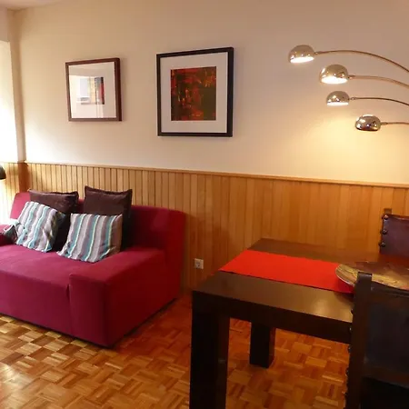 Apartment By The Beach Porto Room photo